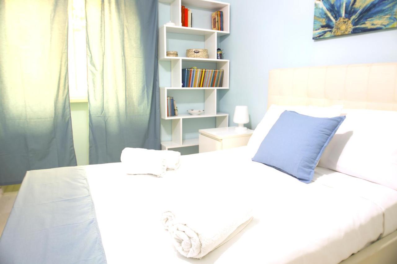 Hostly - Vittoria House - Near The Center With Private Parking Appartamento