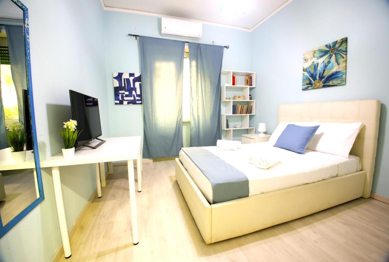 Hostly - Vittoria House - Near The Center With Private Parking Appartamento *
