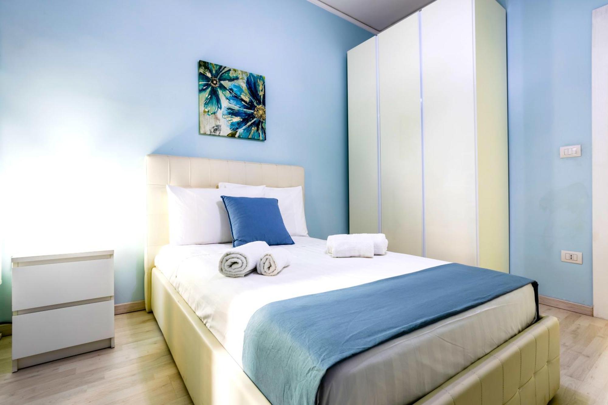Hostly - Vittoria House - Near The Center With Private Parking Appartamento *